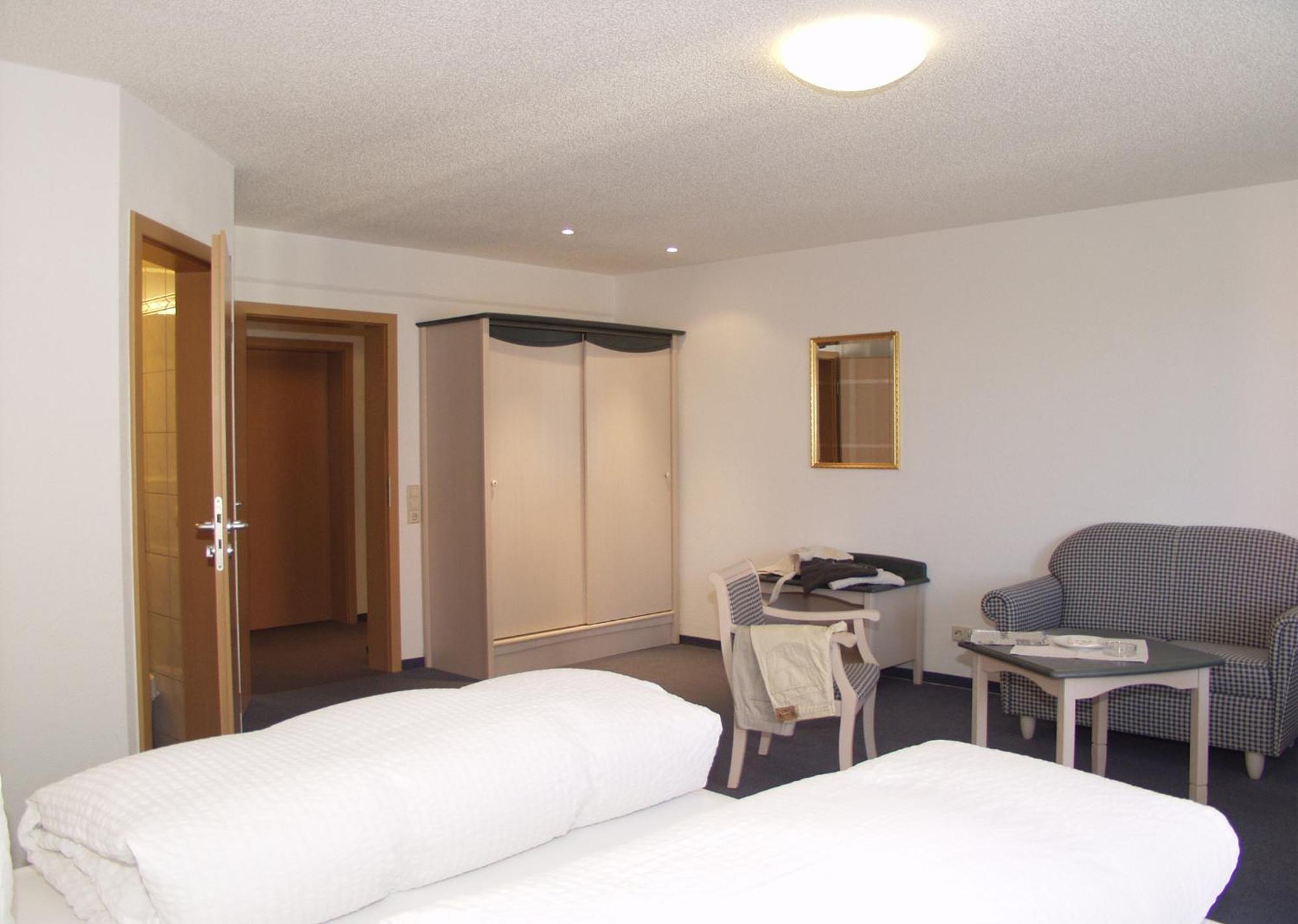 Hotel Roessle Furstenberg  Екстер'єр фото